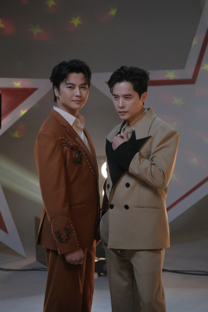 Cú 'vặn mình' đầy hào khí của NSƯT Võ Minh Lâm với nhạc trẻ - Ảnh 3.