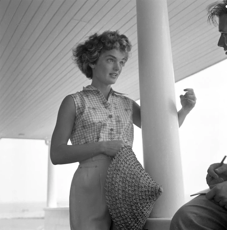 Jackie Kennedy - Ảnh 6.