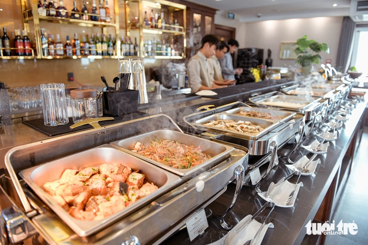 hạ long - Ảnh 2.