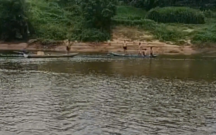 Đang nhậu, người đàn ông xuống đập tắm, bơi ra giữa hồ thì đuối nước, mất tích - Ảnh 2.