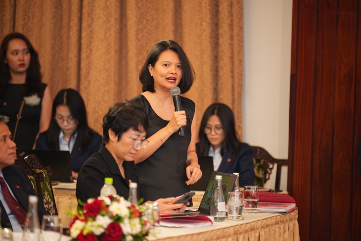 Kỷ lục 1.446 cổ đông tham dự đại hội cổ đông SSI - Ảnh 2.