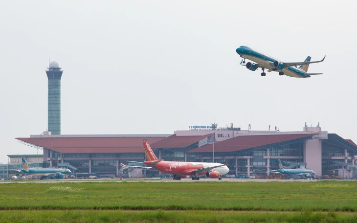 Vì sao Cục Hàng không tiếp tục đề xuất phụ thu nhiên liệu với giá vé máy bay? - Ảnh 3.