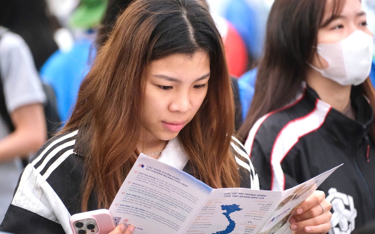 PGS.TS Vũ Ngọc Anh được bổ nhiệm làm hiệu trưởng Trường đại học Kiến trúc Hà Nội - Ảnh 2.