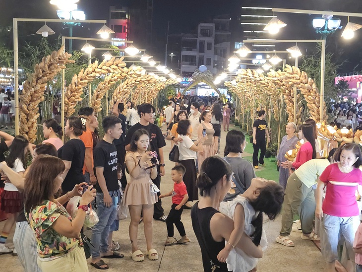 bánh mì - Ảnh 12.