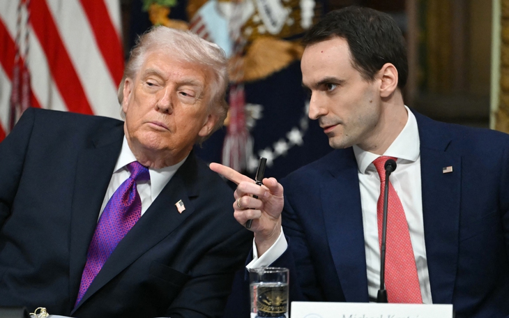 Ông Trump: 'Đừng giục tôi' về thời điểm chấm dứt cuộc chiến với Iran - Ảnh 3.