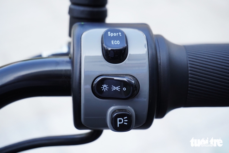 VinFast Amio - Ảnh 11.