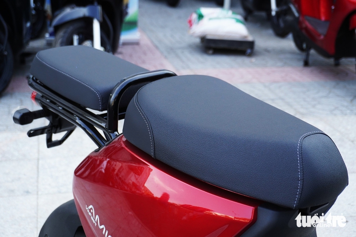 VinFast Amio - Ảnh 13.