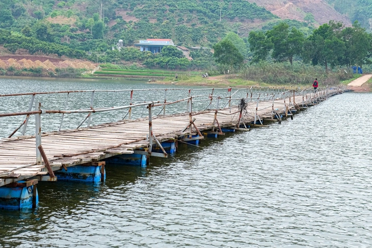 cầu phao - Ảnh 6.