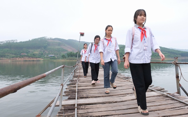 Nghỉ lễ, đừng để vừa bắt nhịp lại thì tâm trí đã 'treo ngược cành cây' chờ lễ tiếp theo - Ảnh 2.