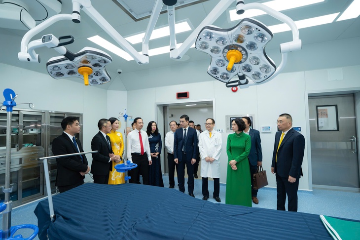 Khánh thành Bệnh viện Mặt Trời Phú Quốc - Ảnh 2.