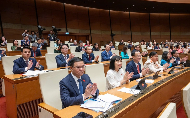 Thủ tướng Lê Minh Hưng chỉ đạo hoàn thiện quy định các sắc thuế, chú trọng nuôi dưỡng nguồn thu - Ảnh 2.