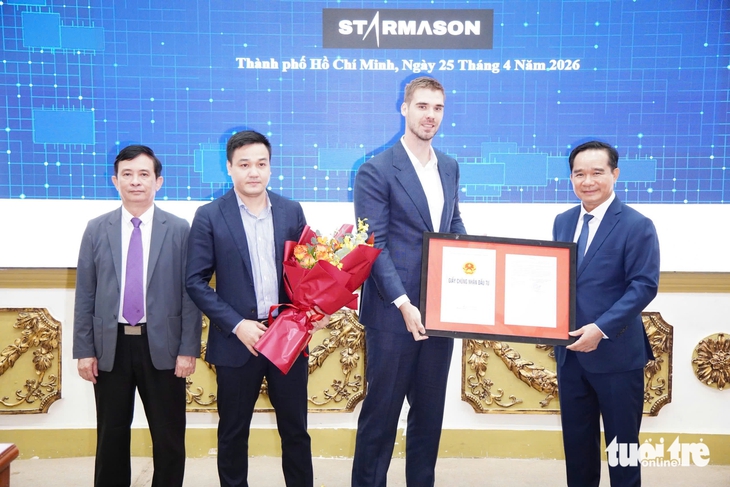 TP.HCM trao giấy chứng nhận đăng ký đầu tư cho 4 dự án công nghệ cao quý 1-2026 - Ảnh 4.