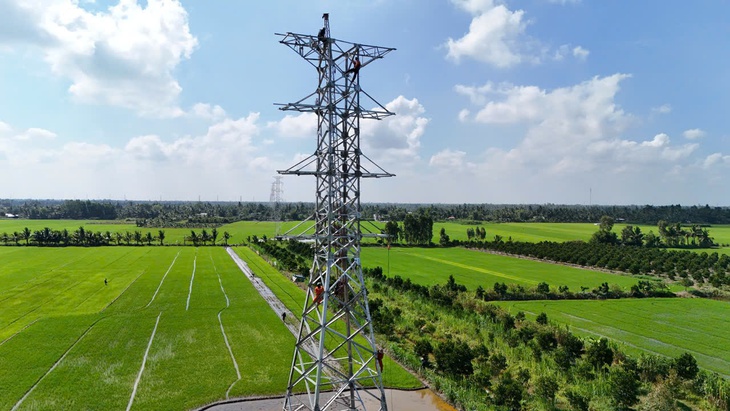Đóng điện nhiều công trình 110kV trước Lễ - Ảnh 6.