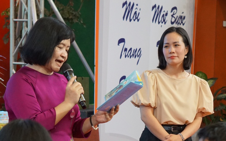 Con không đọc sách, phải giáo dục phụ huynh trước  - Ảnh 3.