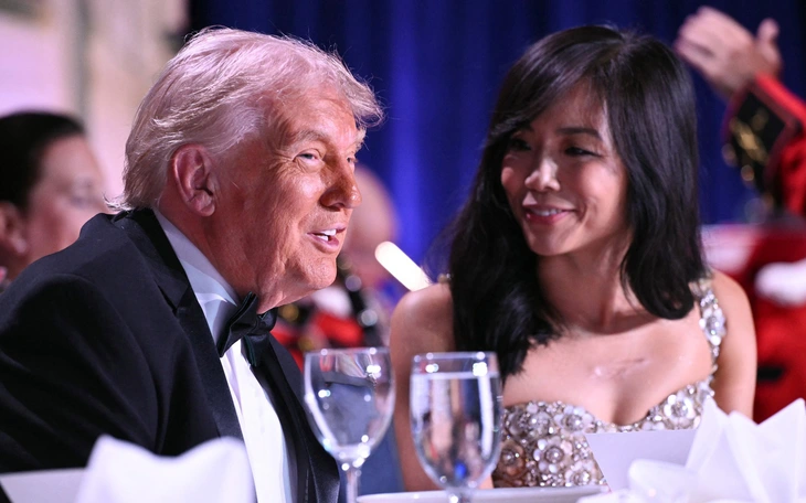 Nhà Trắng: Nghi phạm nổ súng không hợp tác, có thể nhắm vào ông Trump - Ảnh 4.