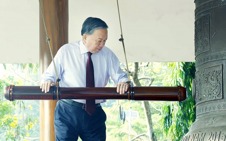 Tổng Bí thư, Chủ tịch nước Tô Lâm thăm các nguyên lãnh đạo Đảng, Nhà nước và Mẹ Việt Nam Anh hùng - Ảnh 3.