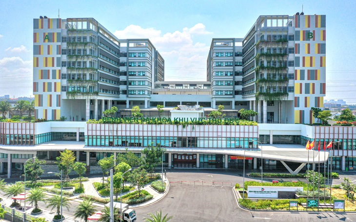 Phó bí thư Thành ủy Nguyễn Phước Lộc: Phấn đấu đưa các bệnh viện cửa ngõ thành tuyến cuối - Ảnh 5.