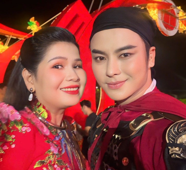 Chuông vàng vọng cổ ‘đời đầu’ Võ Minh Lâm, Ngọc Đợi gặp gỡ ở Cà Mau - Ảnh 3.