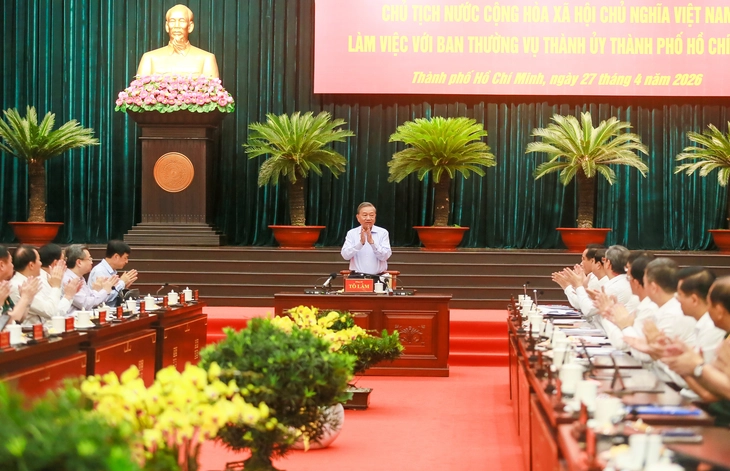 Tổng Bí thư, Chủ tịch nước Tô Lâm: TP.HCM phải là hình mẫu thực tiễn, biến nghị quyết thành động lực - Ảnh 2.