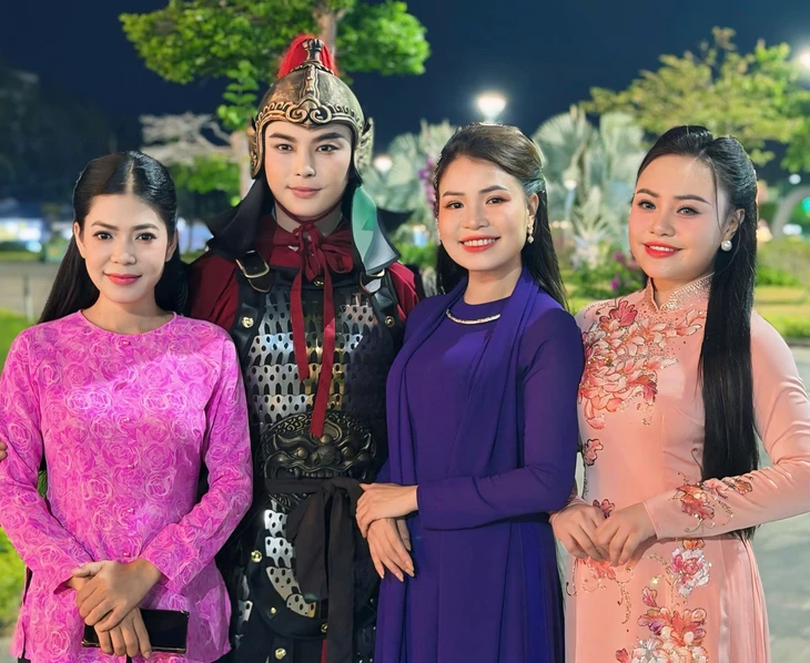 Chuông vàng vọng cổ ‘đời đầu’ Võ Minh Lâm, Ngọc Đợi gặp gỡ ở Cà Mau - Ảnh 5.