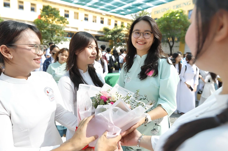 Hoàng Minh Sơn - Ảnh 5.