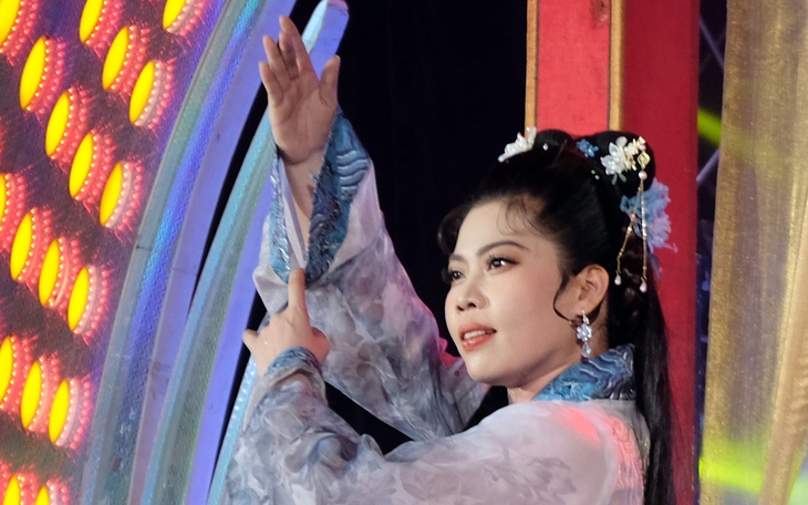 Võ Minh Lâm lần đầu tiên làm giám khảo Bông lúa vàng, nhớ vai diễn ông Cao Văn Lầu - Ảnh 2.