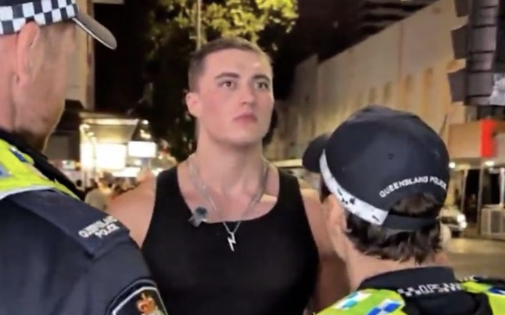 Nữ KOL quyết 'trùng tu nhan sắc' vì chồng quá đẹp trai - Ảnh 4.