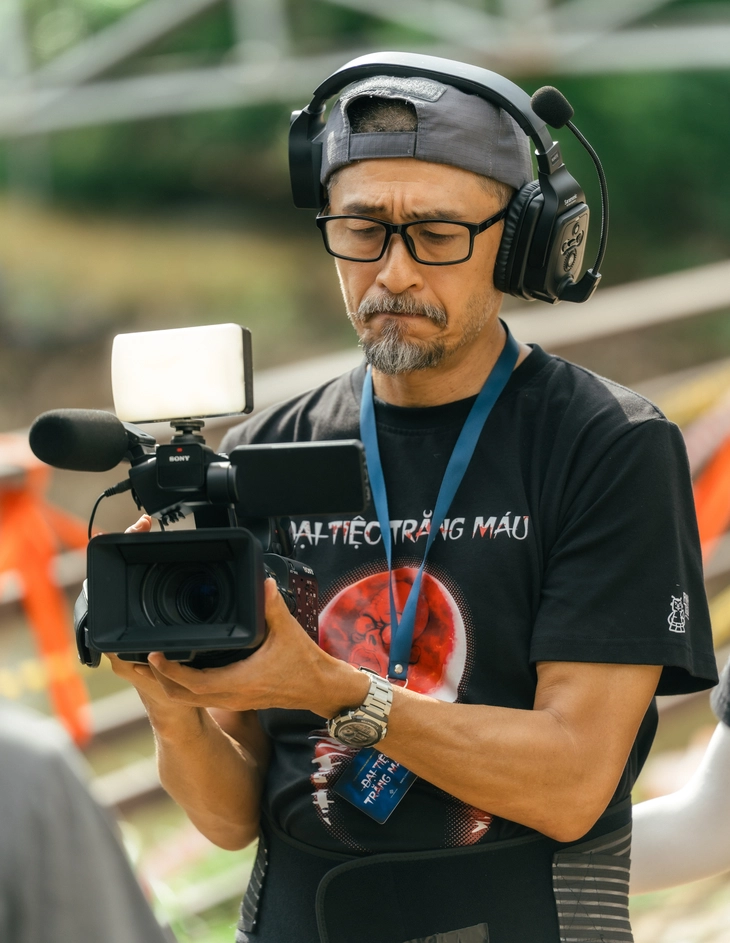 Đại tiệc trăng máu 8 - Ảnh 3.