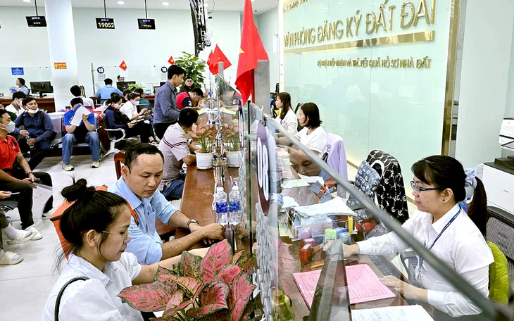 Phấn đấu hết năm nay cung cấp 100% dịch vụ công trực tuyến thủ tục đất đai - Ảnh 2.