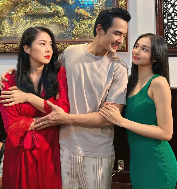 Chồng trẻ chấm điểm cảnh Lê Phương bắt ghen trong 'Bóng ma hạnh phúc' - Ảnh 2.