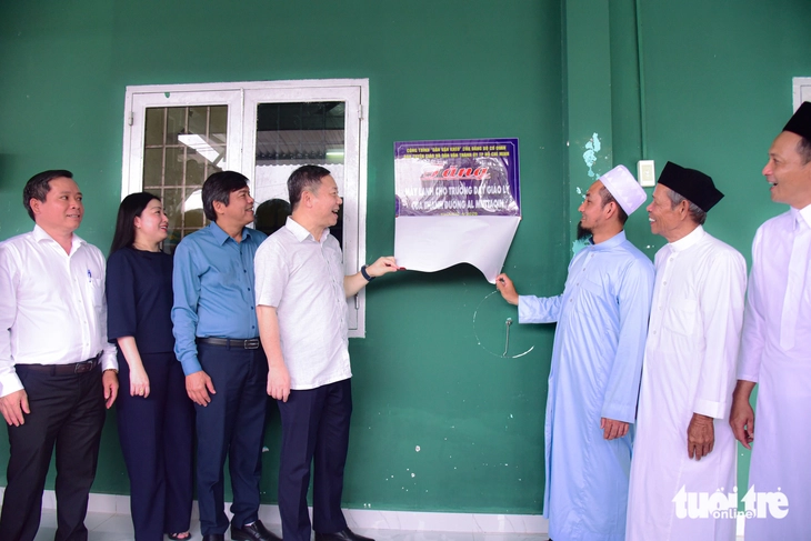 Tuyên giáo - Ảnh 2.