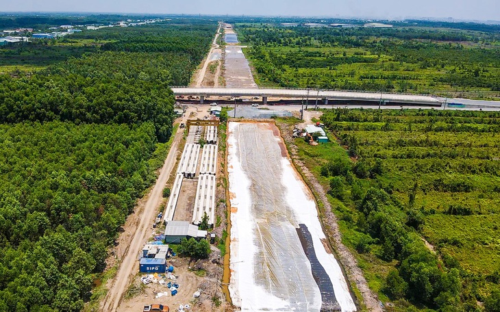 UBND TP.HCM: Vành đai 3 không kịp tiến độ phải báo cáo rõ - Ảnh 2.
