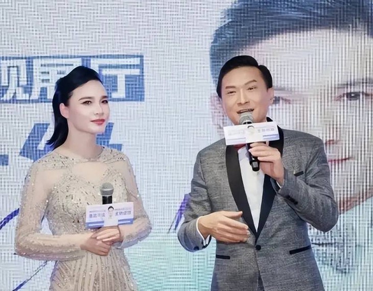 Trần Cẩm Hồng - Ảnh 2.