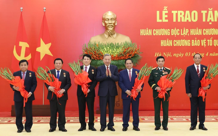 Chín tập thể được được đề nghị xét tặng Huân chương Bảo vệ Tổ quốc hạng nhất - Ảnh 2.