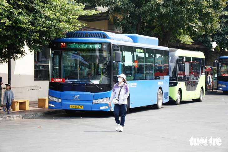 xe buýt - Ảnh 1.