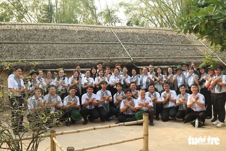 Sinh viên TP.HCM - Ảnh 2.