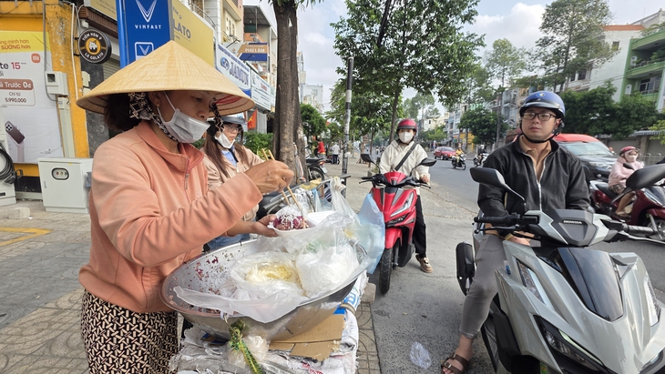 mưu sinh - Ảnh 2.