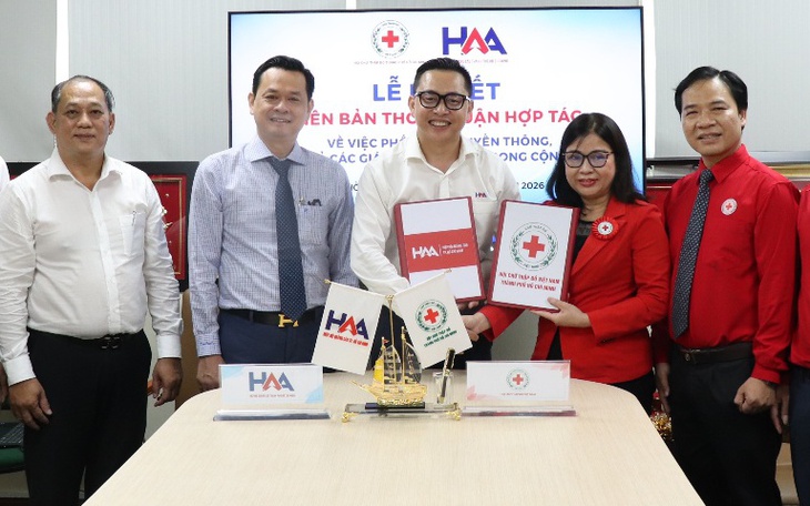 Đồng Nai mở thêm điểm tựa cho người khó khăn từ những phần thực phẩm sẻ chia - Ảnh 4.