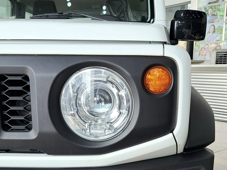 Suzuki Jimny - Ảnh 4.