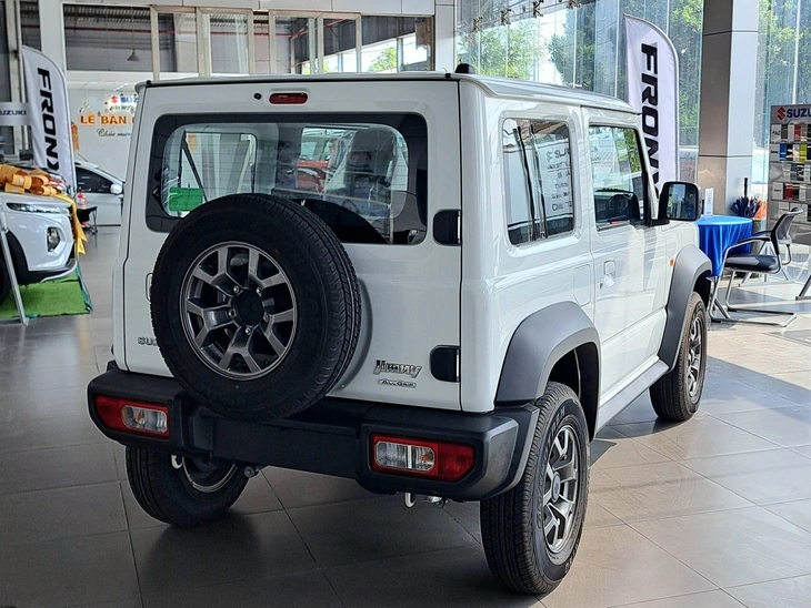 Suzuki Jimny - Ảnh 3.