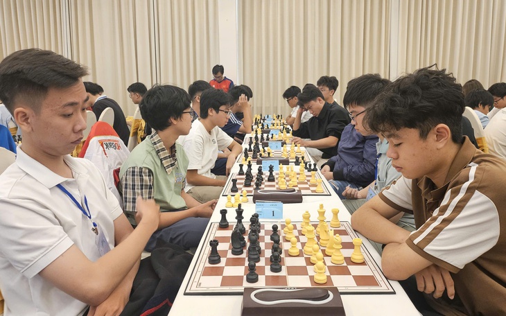 'Thần đồng' 15 tuổi Đầu Khương Duy bùng nổ trên bảng xếp hạng cờ vua thế giới - Ảnh 2.