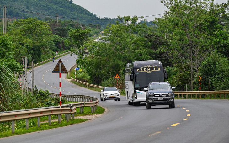 Thông tin mới vụ tai nạn làm thiếu tá công an tử vong trên cao tốc  - Ảnh 2.
