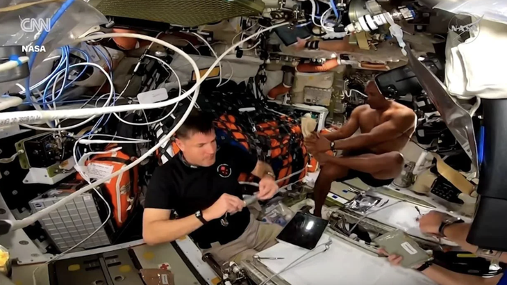 phi hành gia - Ảnh 1.