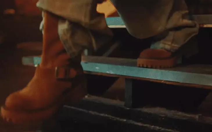 Con gái Angeline Jolie nhảy ấn tượng trong MV K-pop - Ảnh 5.