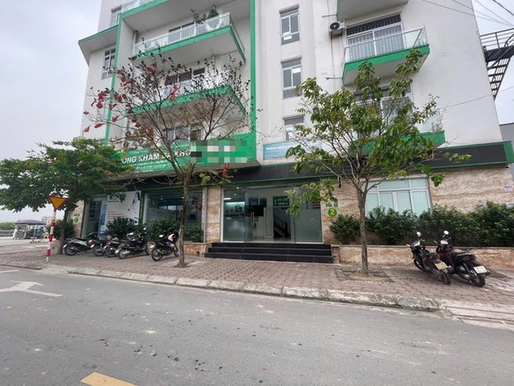 Phát hiện giám đốc, bác sĩ và nhân viên phòng khám làm giả tài liệu - Ảnh 1.