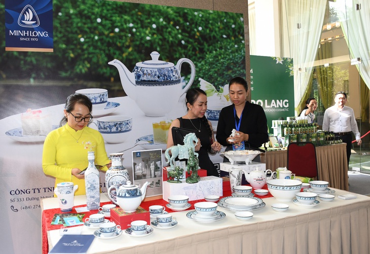 Minh Long - Ảnh 2.