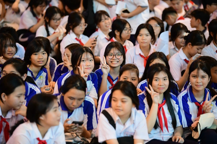 Bắt đầu ngày hội Tự tin vào lớp 10 khu vực Bà Rịa - Vũng Tàu - Ảnh 1. lớp 10 - Ảnh 1.