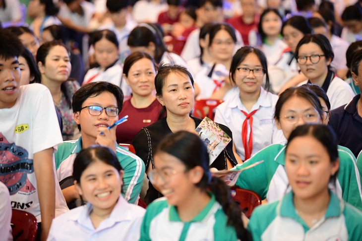  Học sinh Bà Rịa - Vũng Tàu cần tính kỹ nguyện vọng - Ảnh 12.