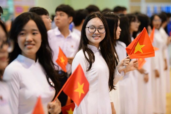 Bắt đầu ngày hội Tự tin vào lớp 10 khu vực Bà Rịa - Vũng Tàu - Ảnh 7. Bắt đầu ngày hội Tự tin vào lớp 10 khu vực Bà Rịa - Vũng Tàu - Ảnh 8.