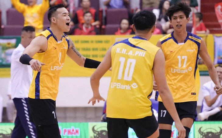 Tân binh Hà Nội tạo địa chấn ngày mở màn Giải bóng chuyền vô địch quốc gia - Ảnh 4.
